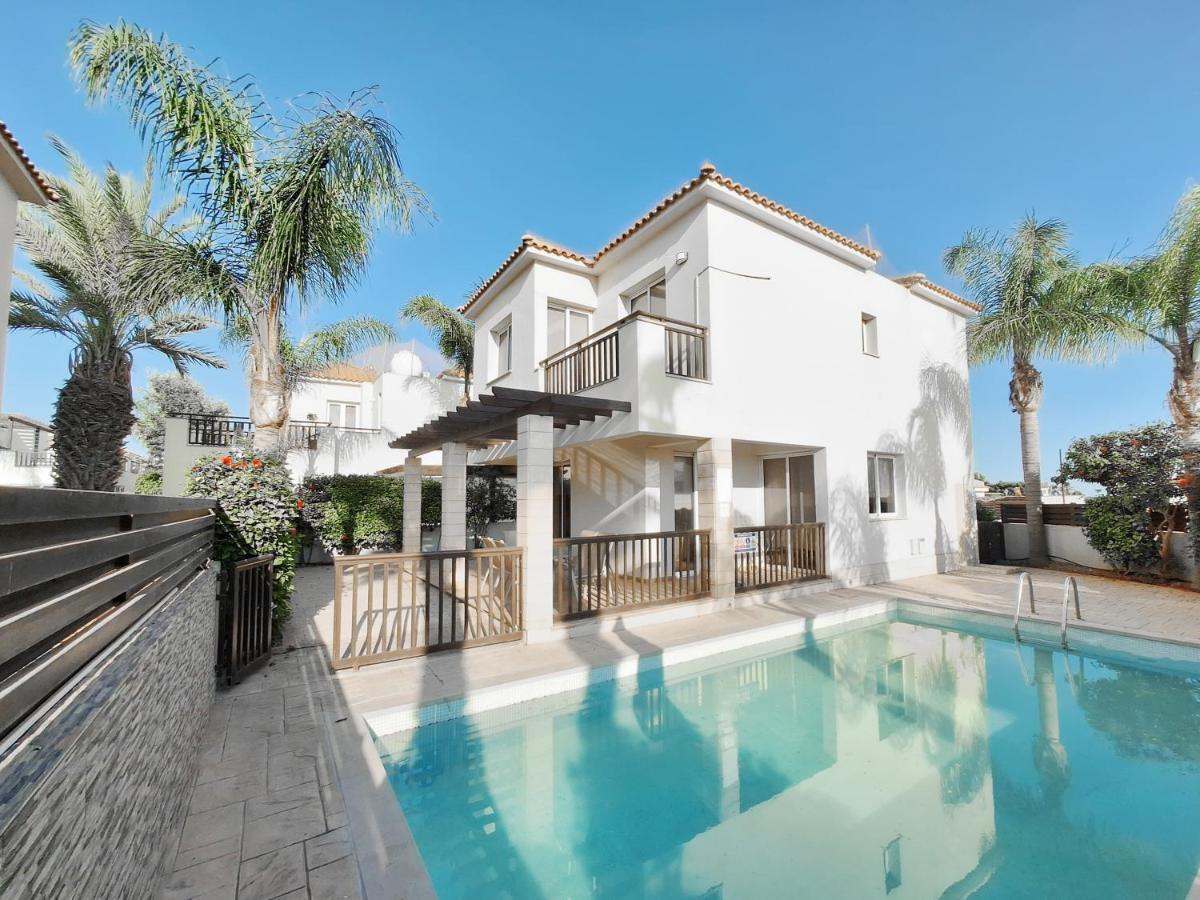 Villa Lynn Chill Out Seaview أيا نابا المظهر الخارجي الصورة