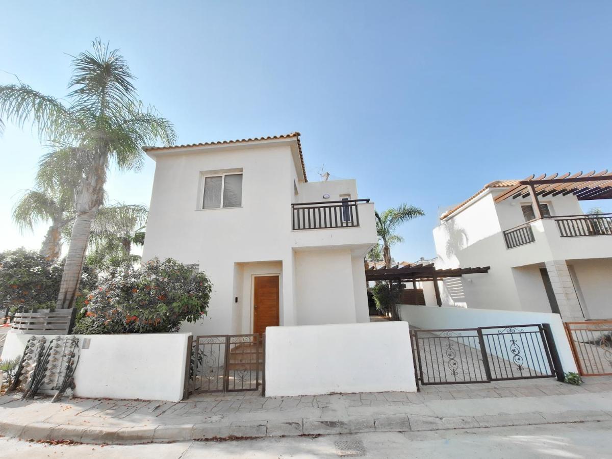 Villa Lynn Chill Out Seaview أيا نابا المظهر الخارجي الصورة