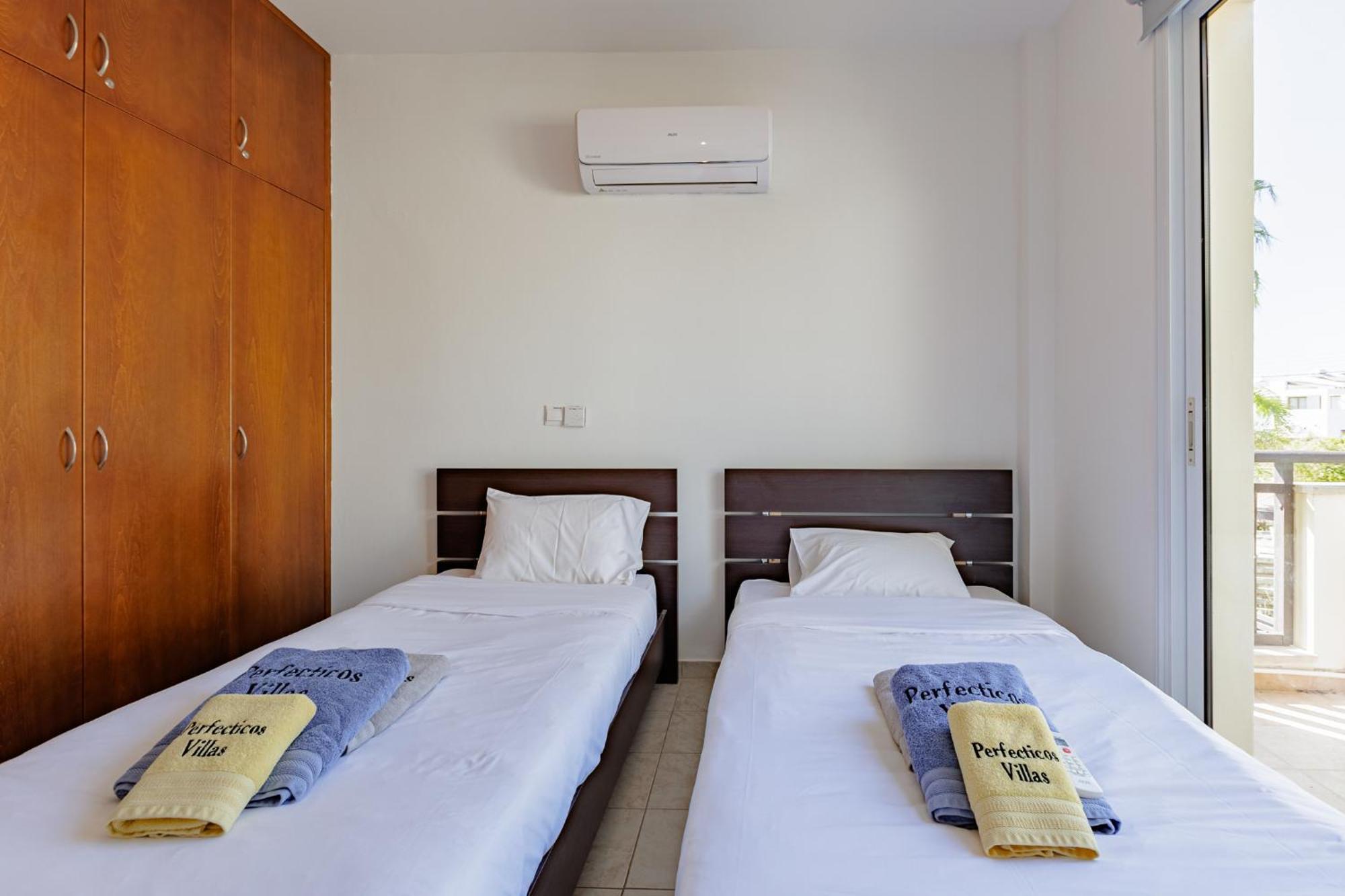 Villa Lynn Chill Out Seaview أيا نابا المظهر الخارجي الصورة