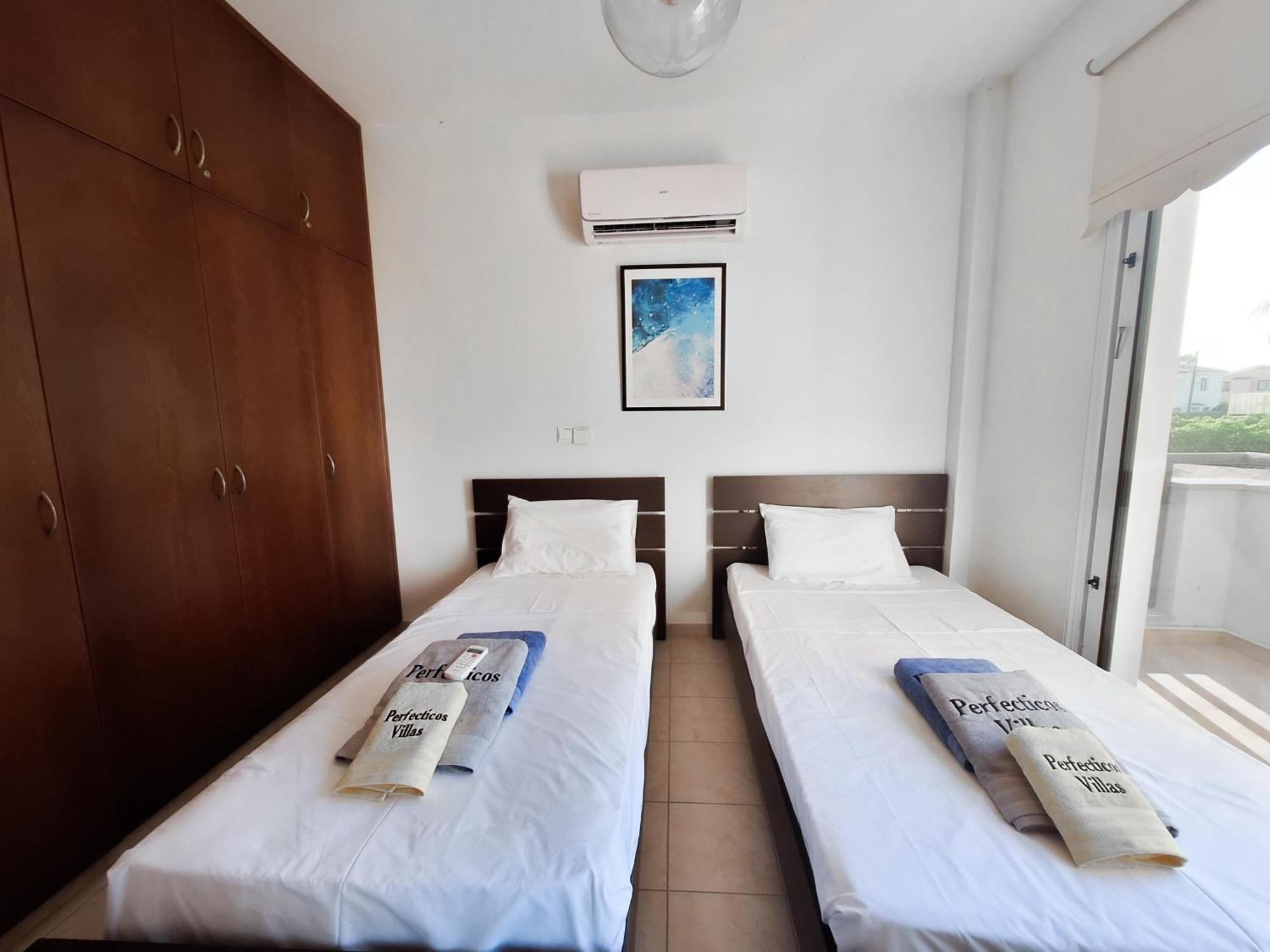Villa Lynn Chill Out Seaview أيا نابا المظهر الخارجي الصورة