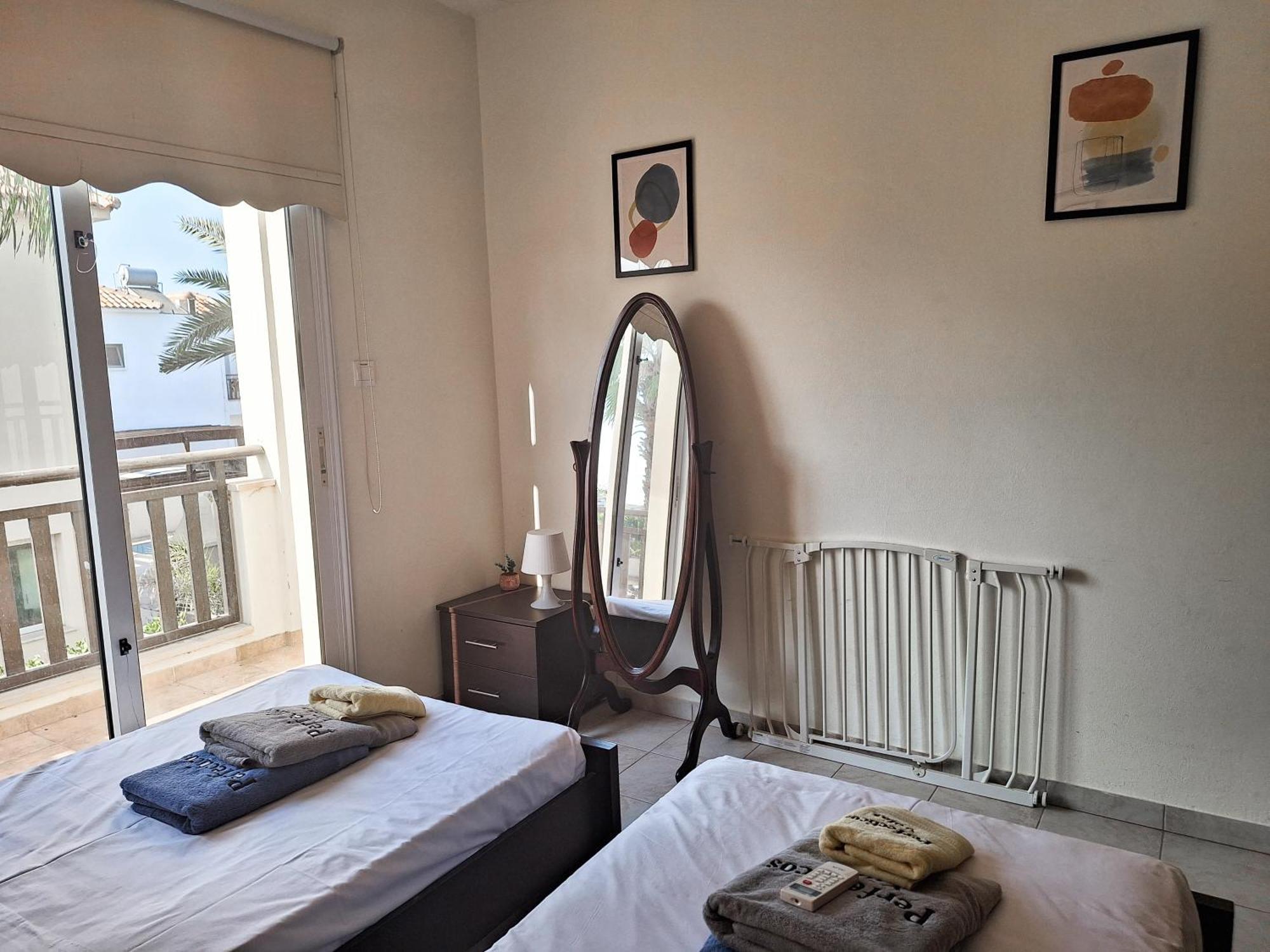 Villa Lynn Chill Out Seaview أيا نابا المظهر الخارجي الصورة