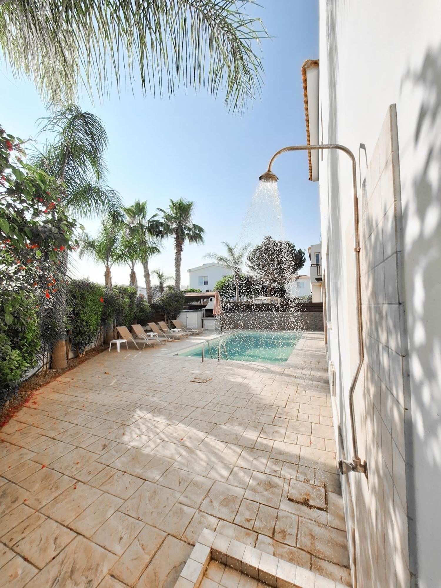 Villa Lynn Chill Out Seaview أيا نابا المظهر الخارجي الصورة